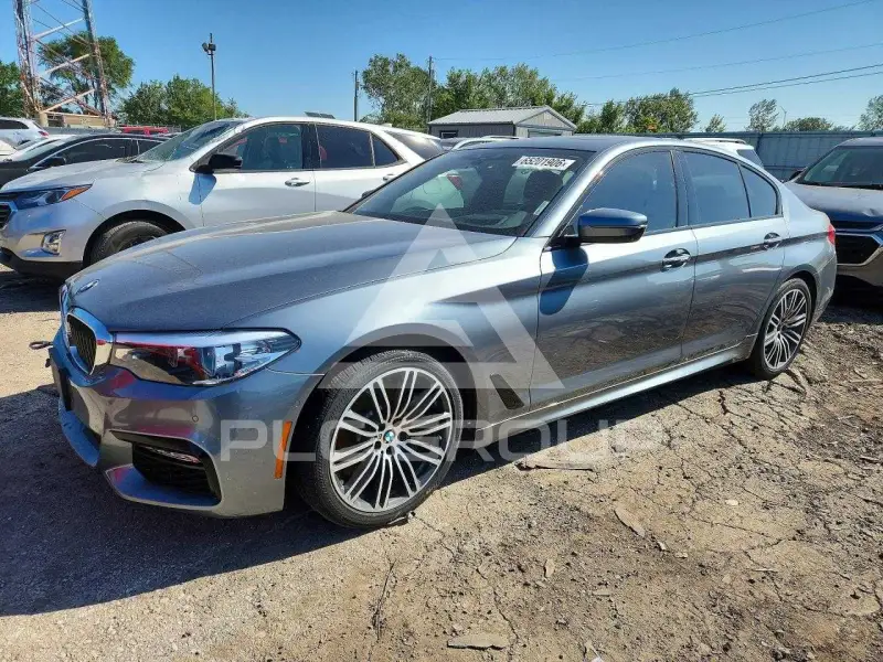2018 BMW 530 фото