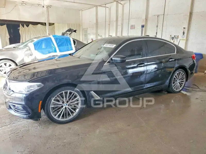 2018 BMW 530 фото