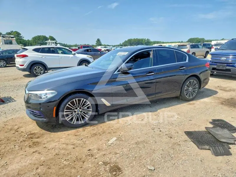 2018 BMW 530 photo