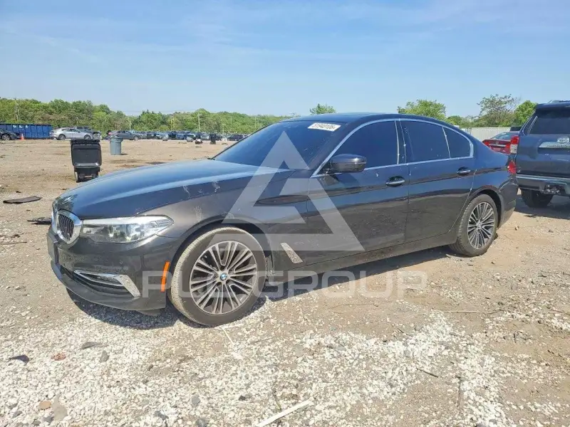 2018 BMW 530 photo
