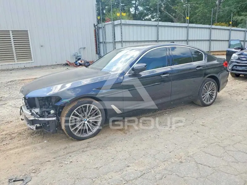 2018 BMW 530 photo