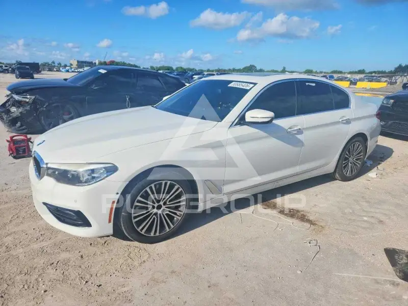 2018 BMW 530 фото