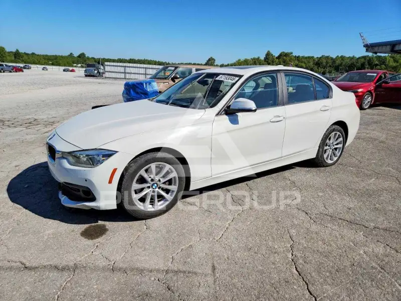 2018 BMW 320 photo