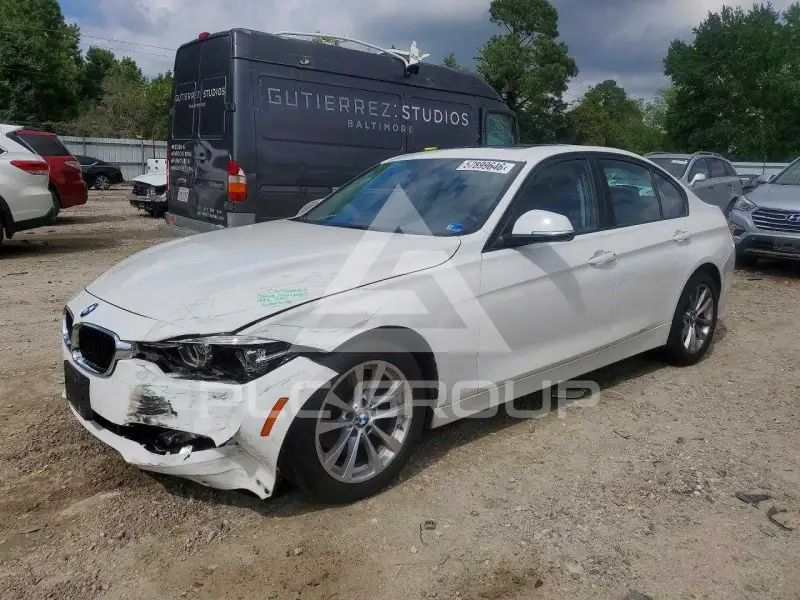2018 BMW 320 фото