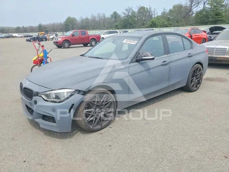 2018 BMW 330 фото