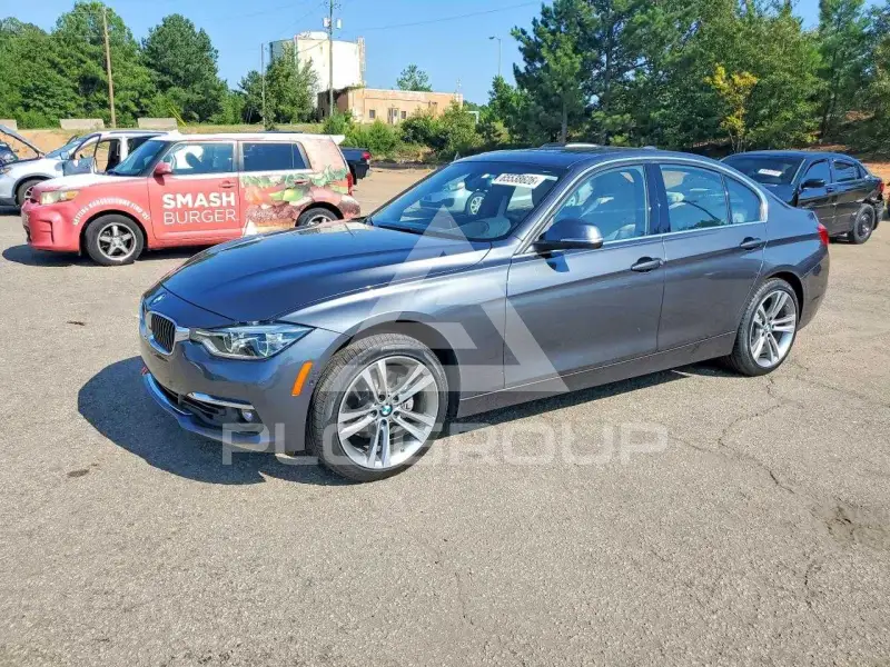 2018 BMW 330 photo