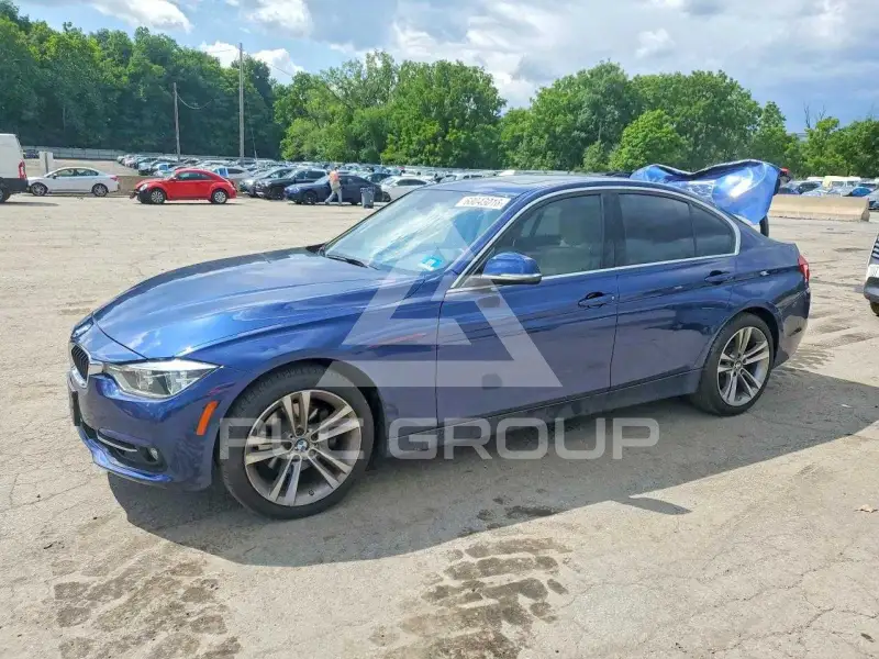 2018 BMW 330 photo