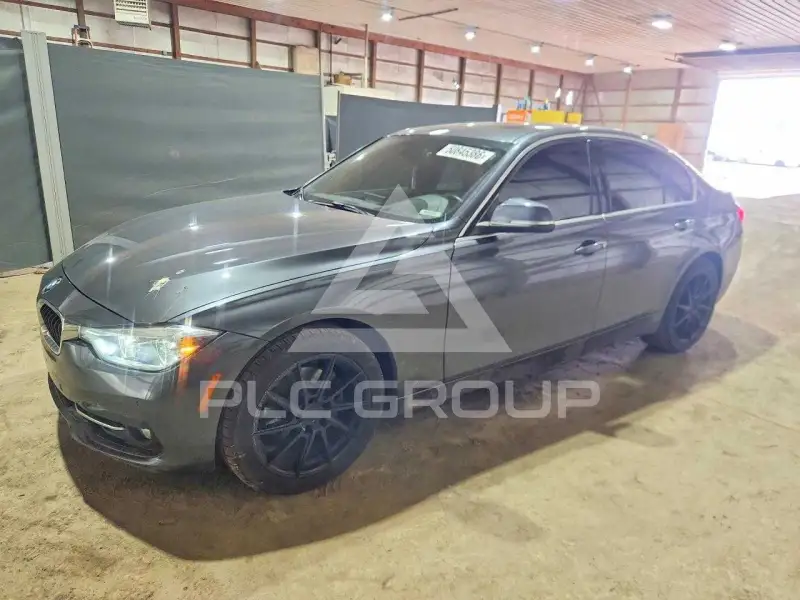 2018 BMW 330 photo