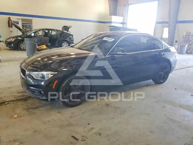 2018 BMW 330 фото
