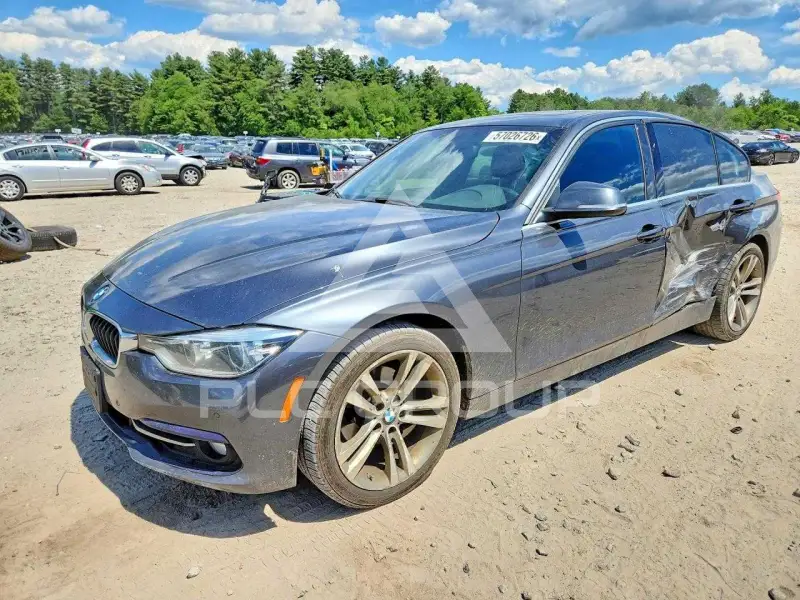 2018 BMW 330 photo