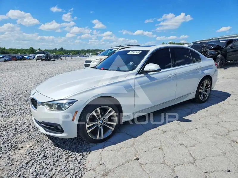2018 BMW 330 photo