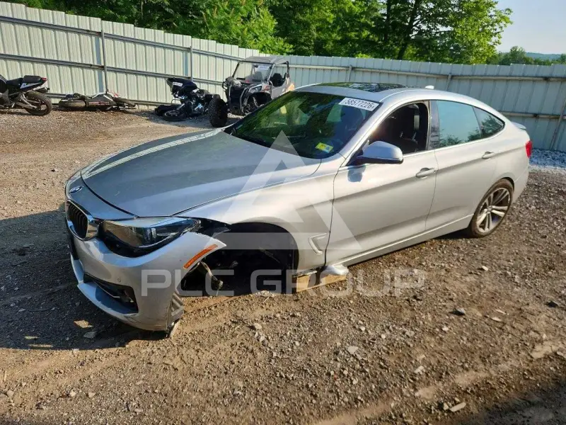 2018 BMW 330 фото