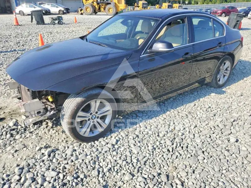 2018 BMW 330 фото