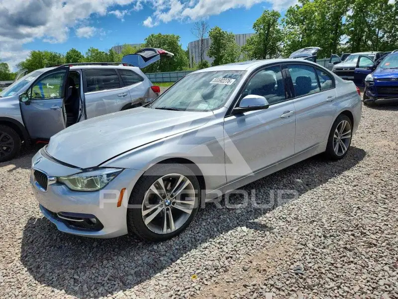2018 BMW 330 фото