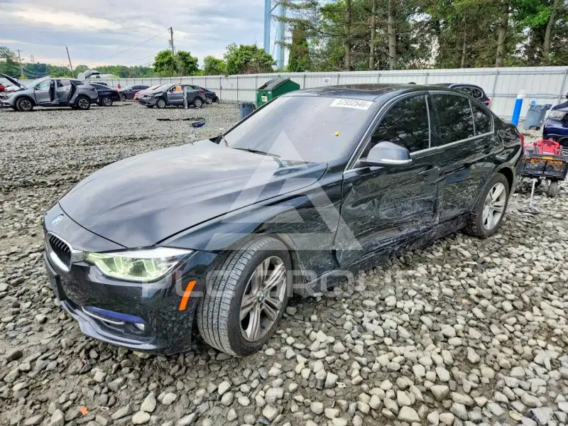 2018 BMW 330 фото