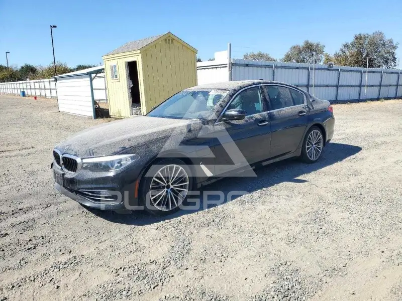 2018 BMW 530 photo