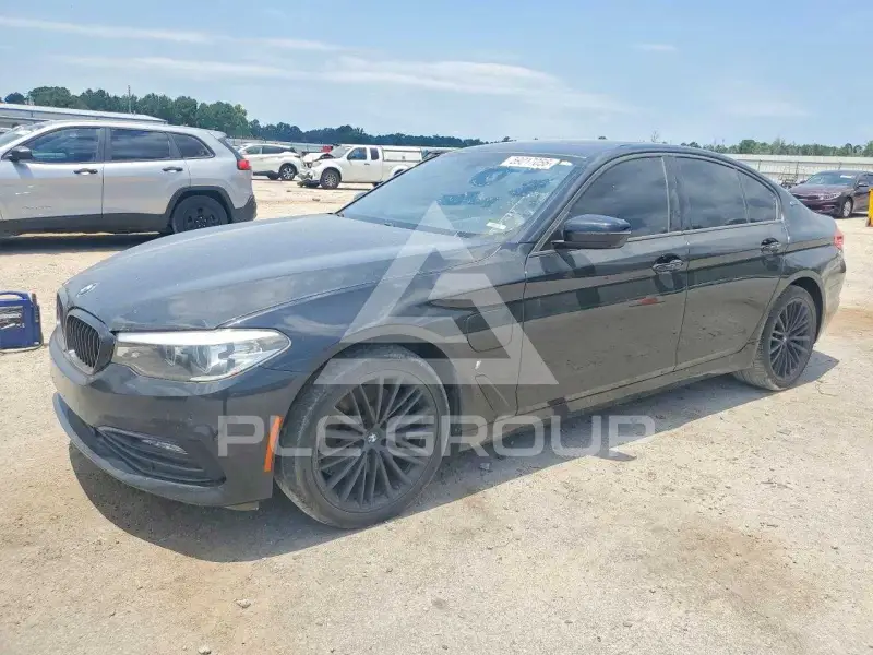 2018 BMW 530 фото