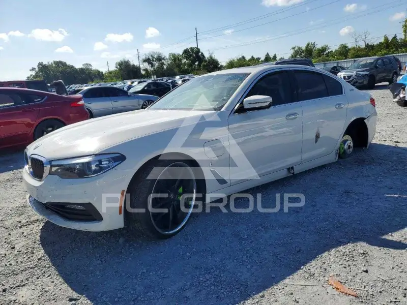 2018 BMW 530 фото
