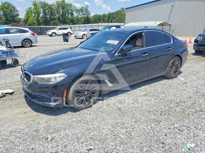 2018 BMW 530 фото
