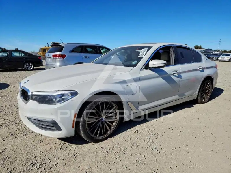 2018 BMW 530 фото