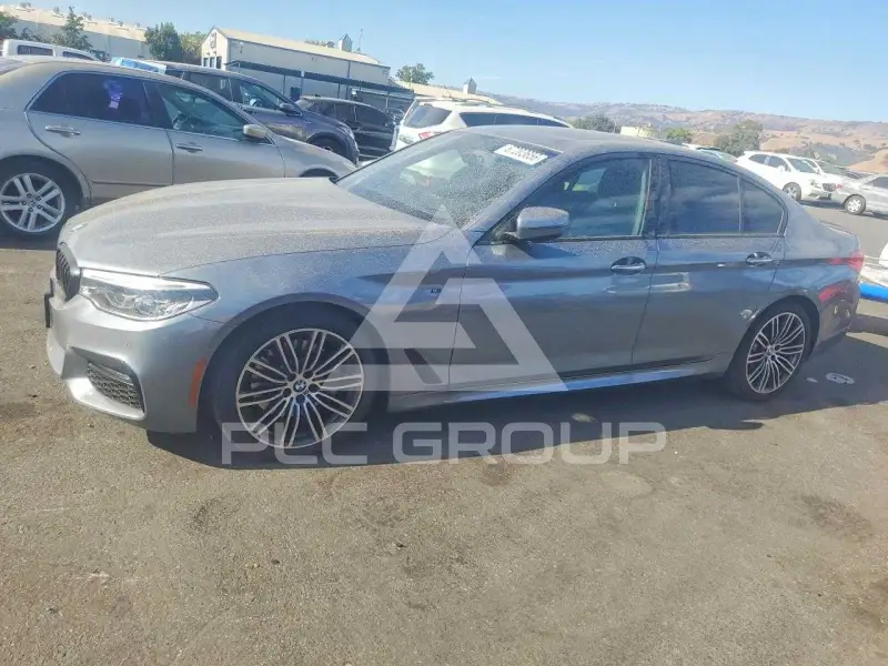 2018 BMW 540 фото