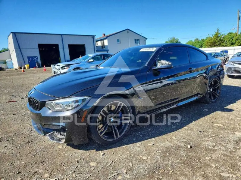 2018 BMW M4 фото