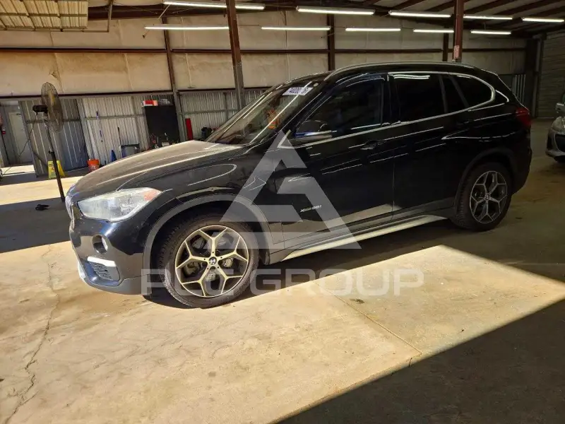 2018 BMW X1 фото