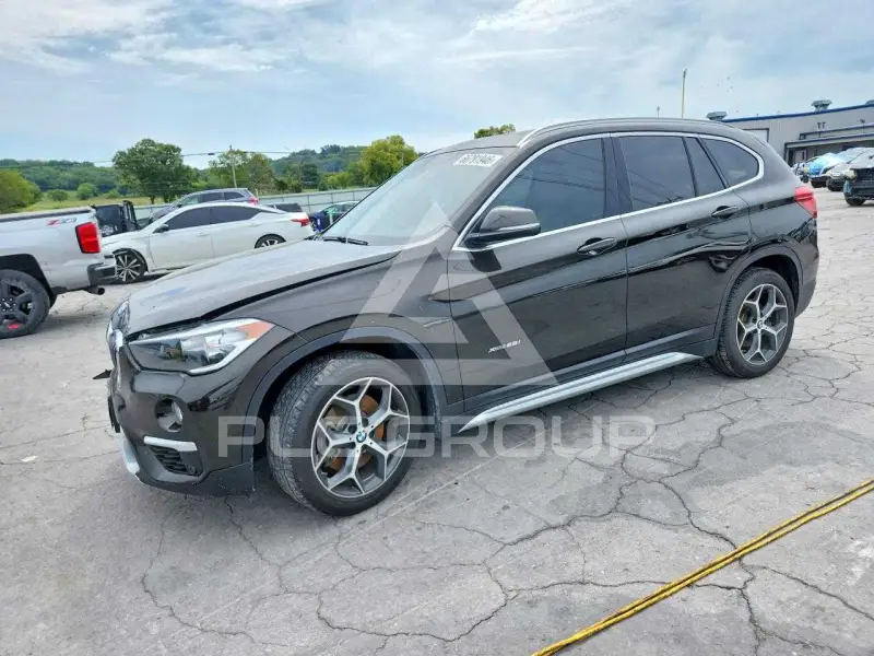 2018 BMW X1 photo