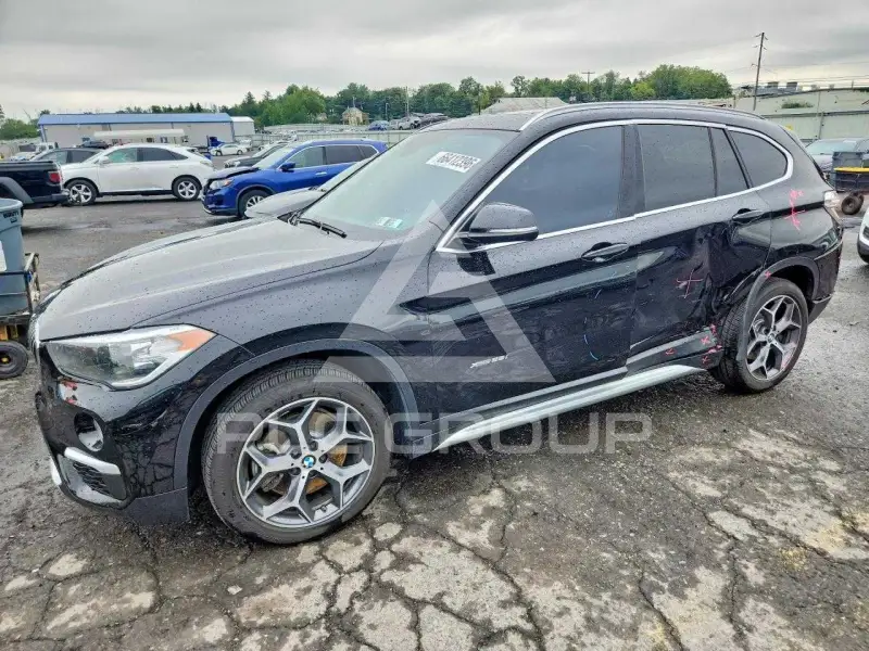 2018 BMW X1 фото