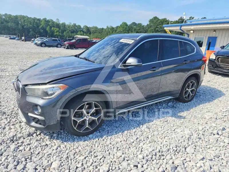 2018 BMW X1 photo