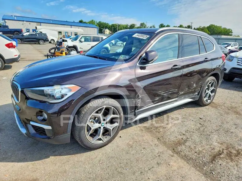 2018 BMW X1 фото