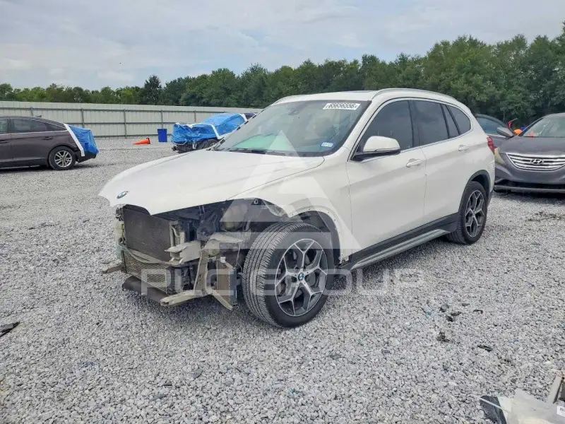 2018 BMW X1 photo