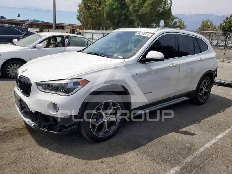 2018 BMW X1 фото