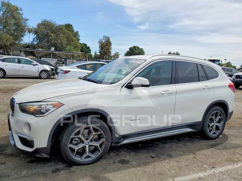 2018 BMW X1 фото