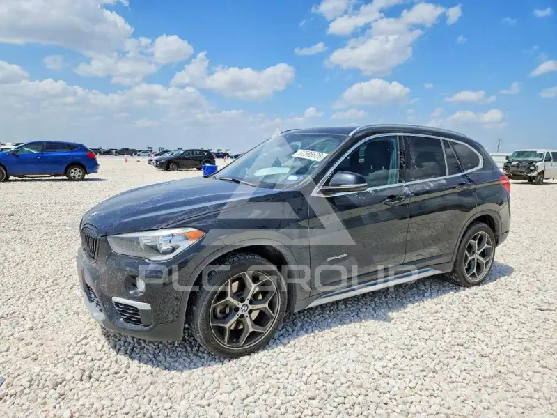 2018 BMW X1 photo