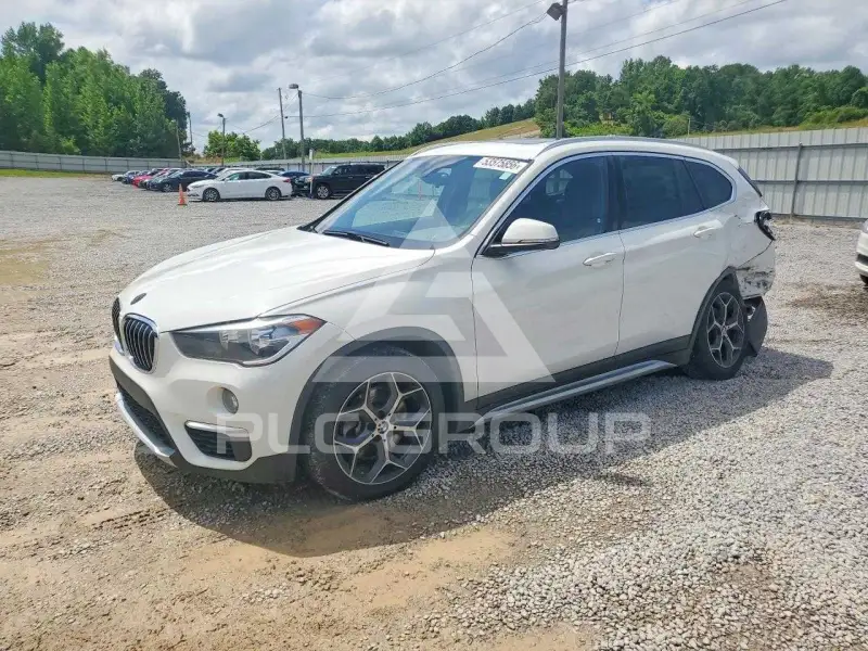 2018 BMW X1 фото