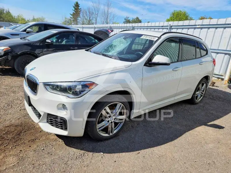 2018 BMW X1 фото