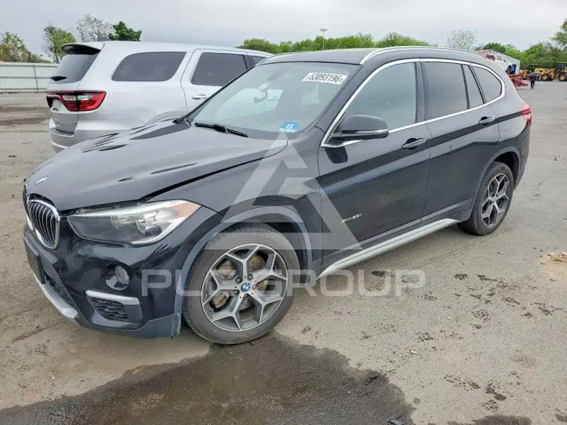 2018 BMW X1 фото