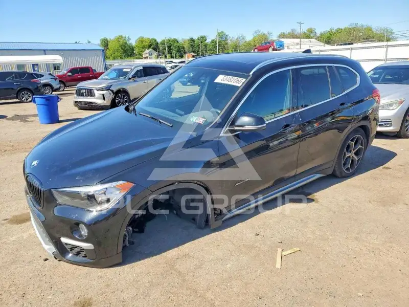 2018 BMW X1 фото