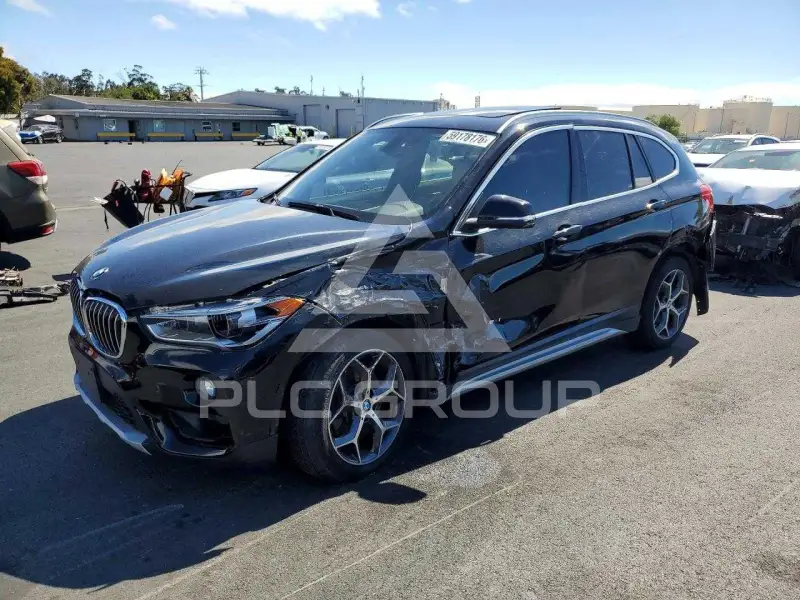 2018 BMW X1 фото