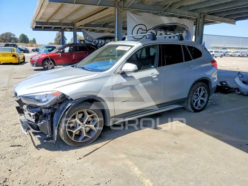 2018 BMW X1 фото