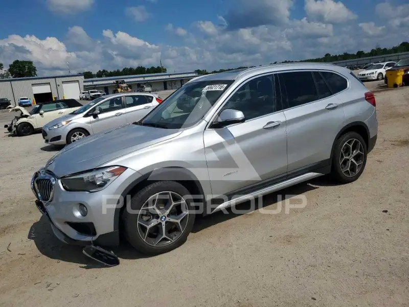 2018 BMW X1 фото