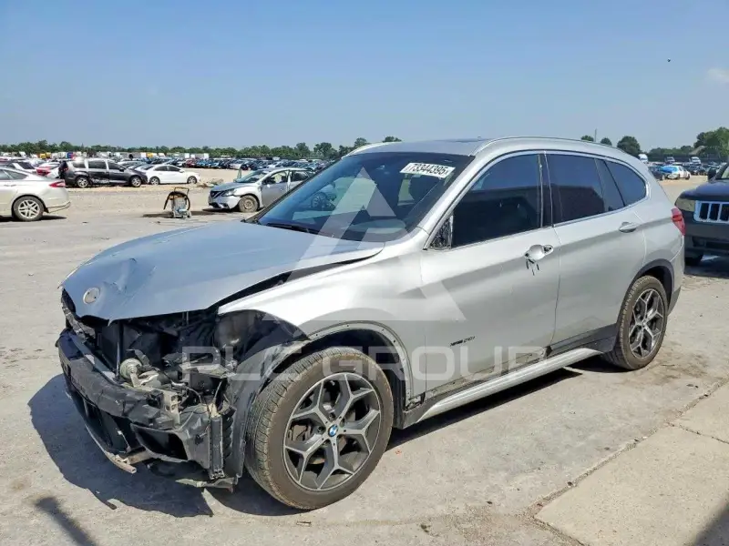 2018 BMW X1 фото