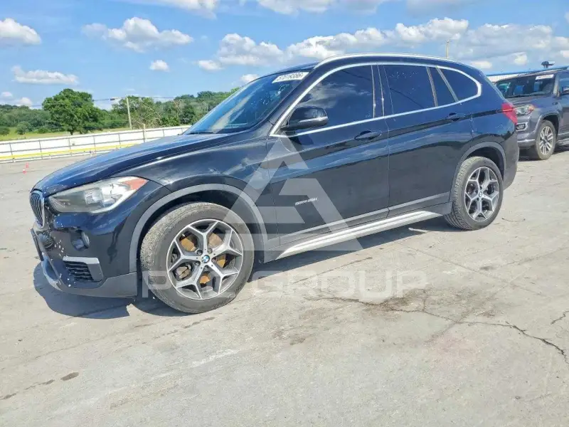 2018 BMW X1 фото