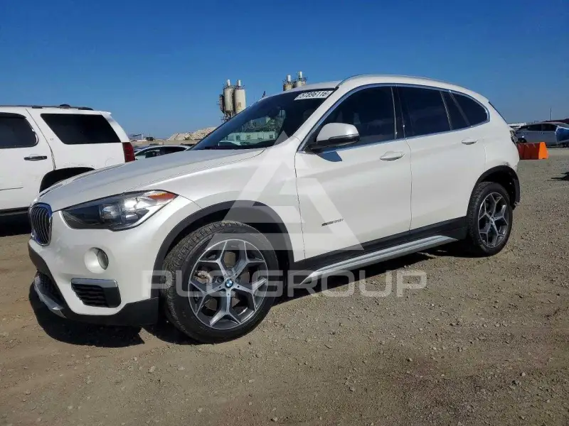 2018 BMW X1 фото