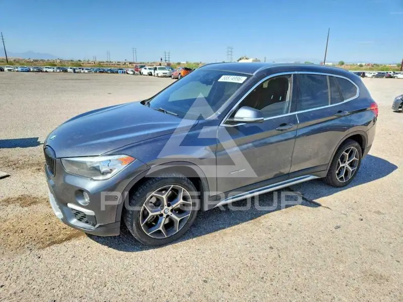2018 BMW X1 фото