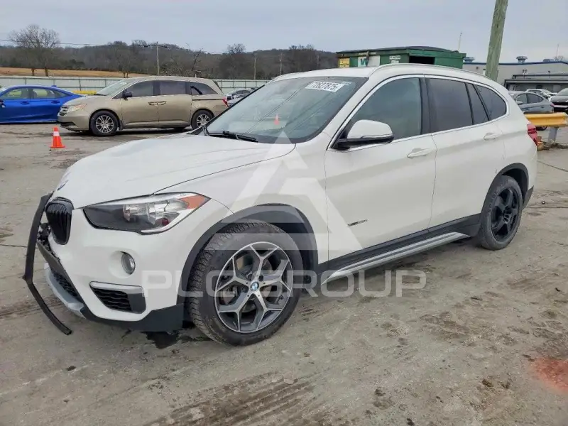 2018 BMW X1 photo