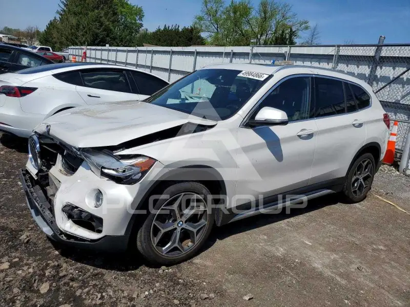 2018 BMW X1 фото