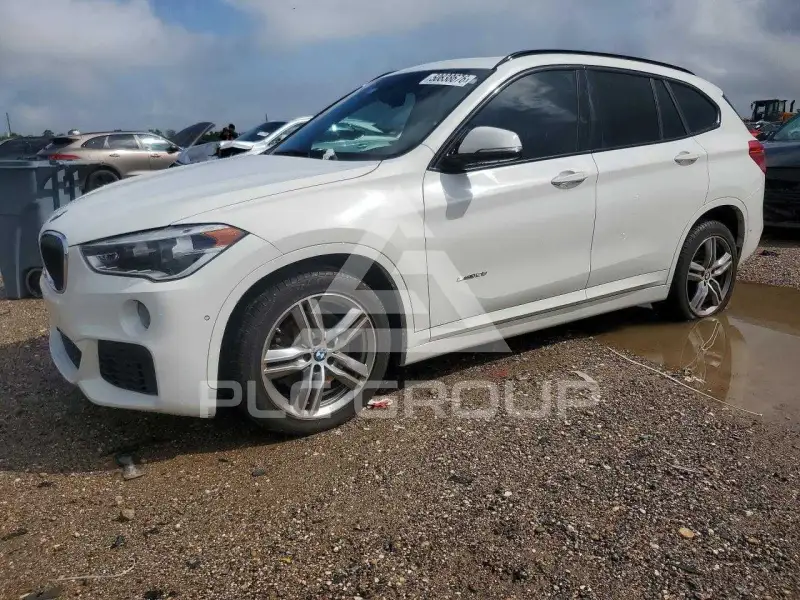 2018 BMW X1 фото