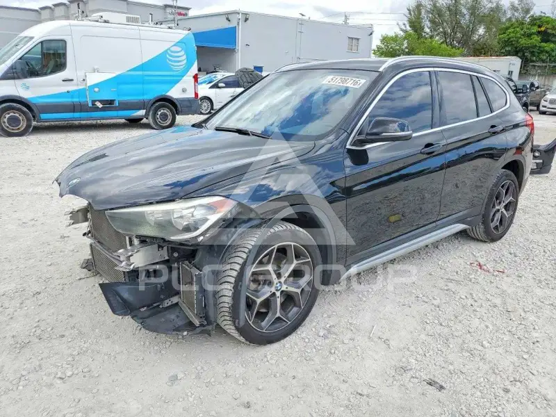 2018 BMW X1 photo